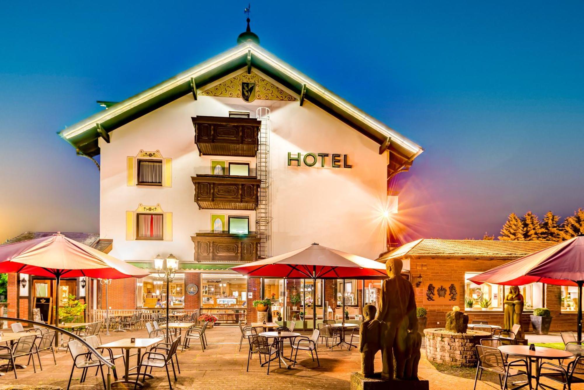 Best Western Hotel Brunnenhof Weibersbrunn Exterior photo