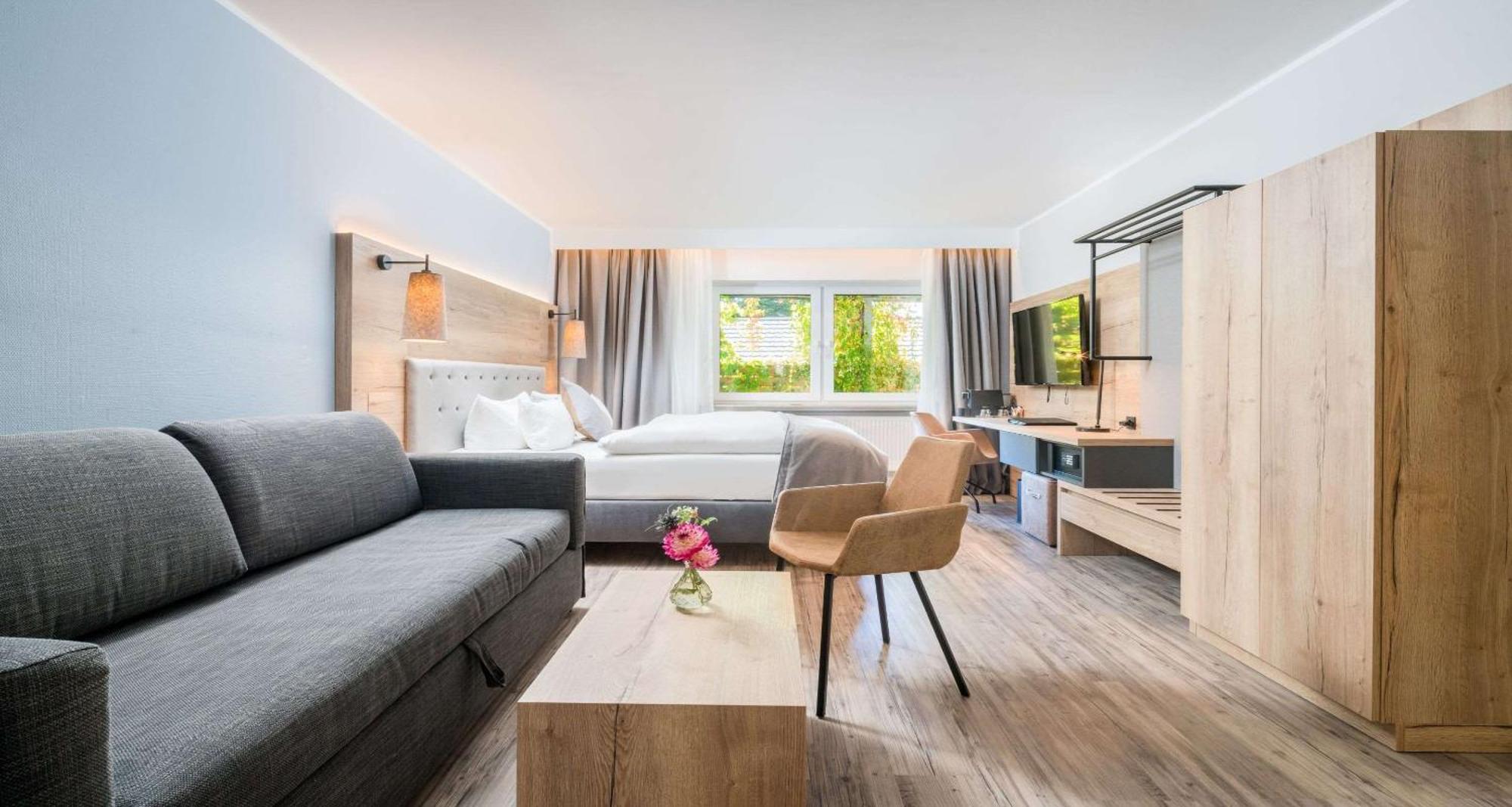 Best Western Hotel Brunnenhof Weibersbrunn Exterior photo