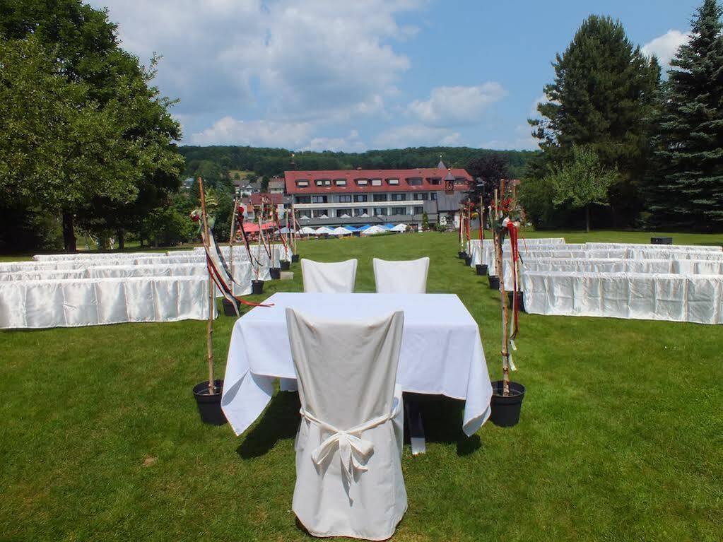 Best Western Hotel Brunnenhof Weibersbrunn Exterior photo